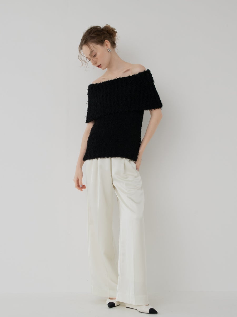 エメニット black 全身