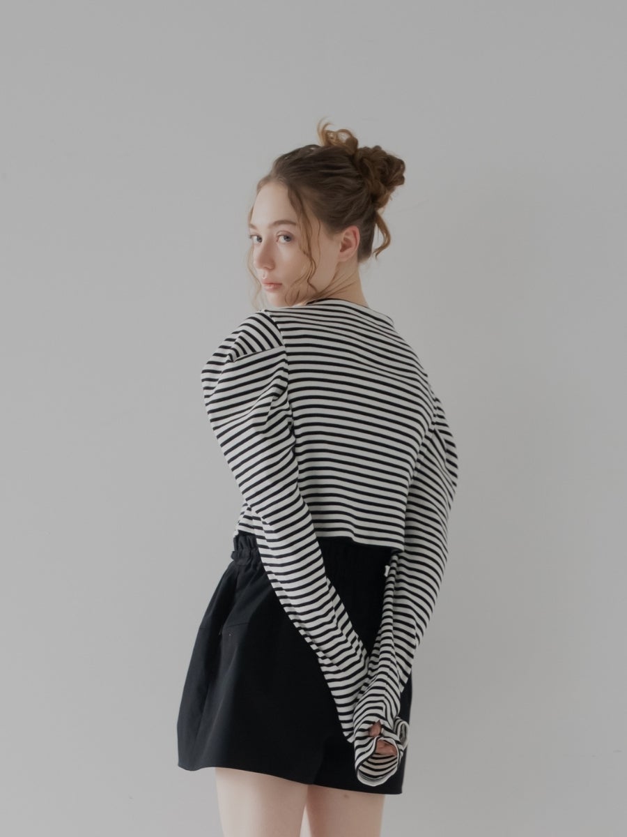 ラッシュガードトップス 袖のディテール