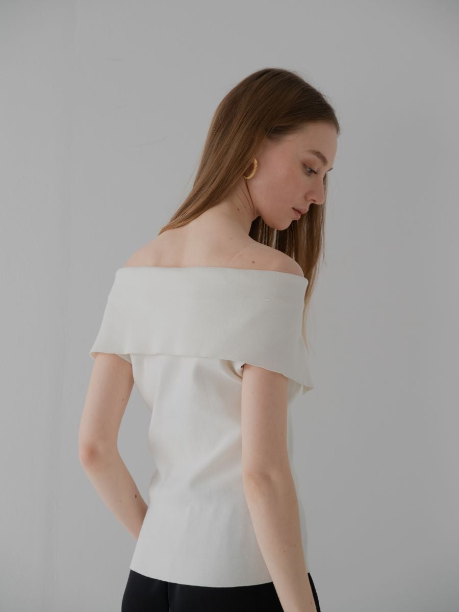 オフショルボタンニット | maison de Dolce.
