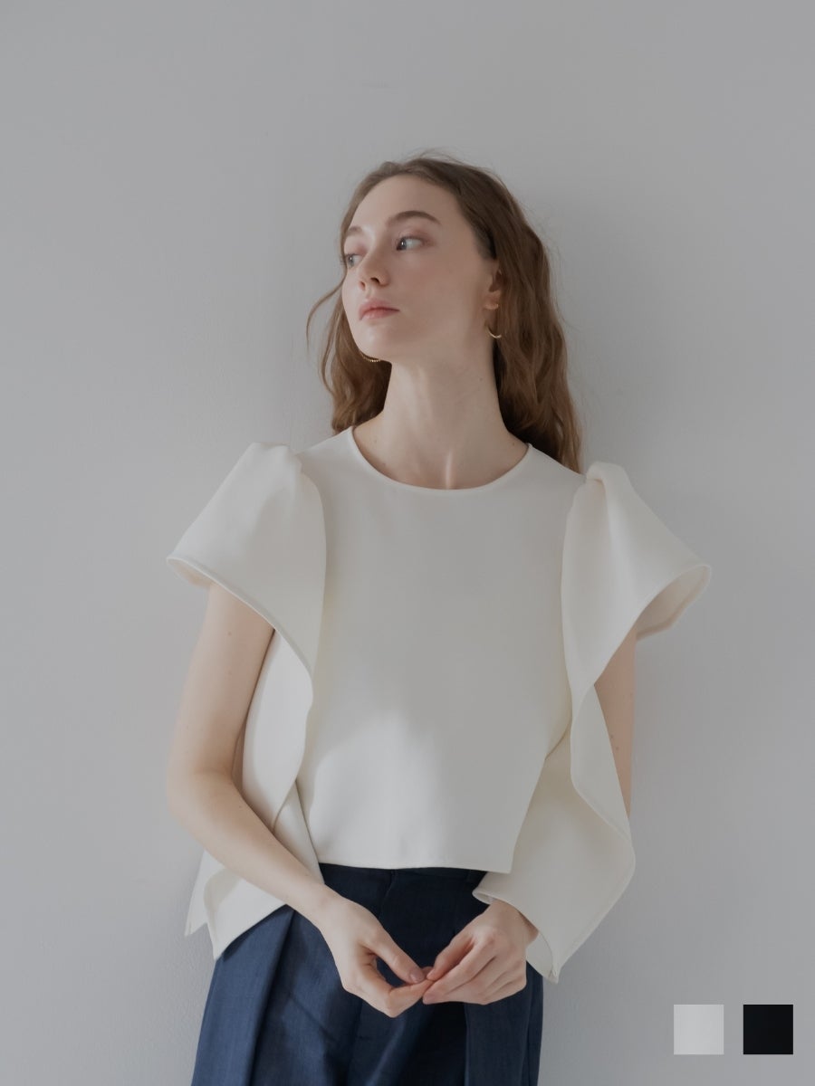 完売品　アクティブトップス　メゾンドドルチェ　maison de dolce. TOPS | maison de Dolce.