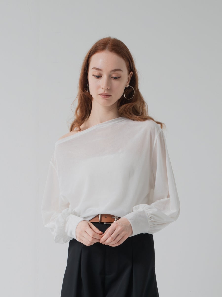 シアーベロアオフショルトップス white