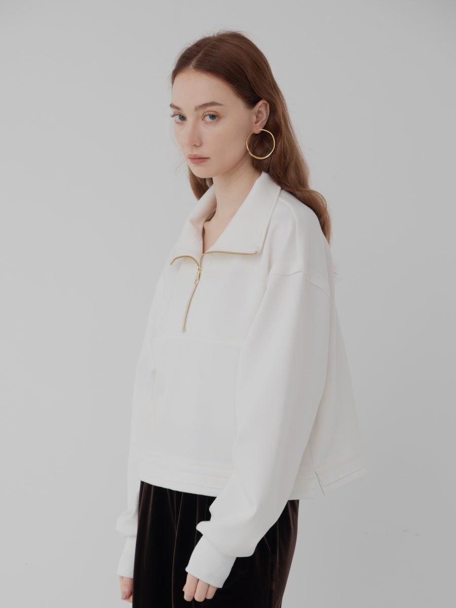 ハーフジップトップス white 生地の質感