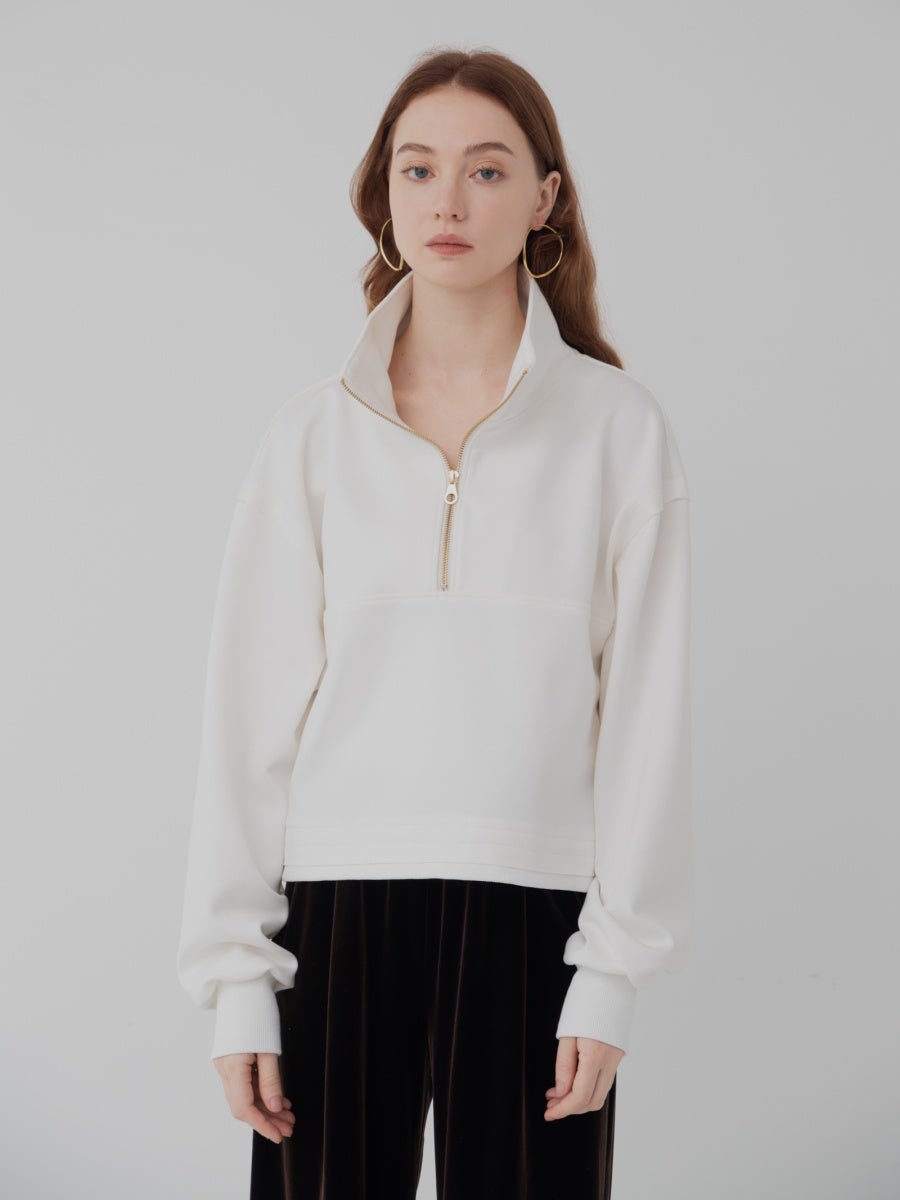 ハーフジップトップス white