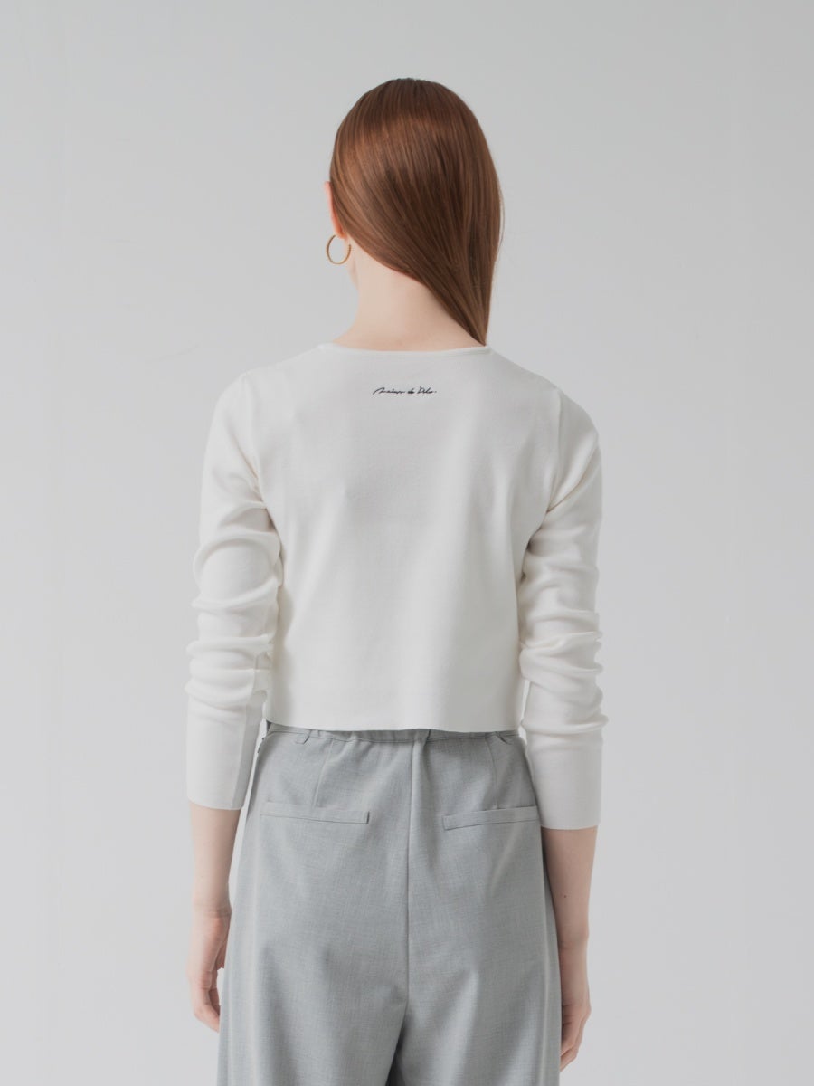 ベーシックニット white バックスタイル