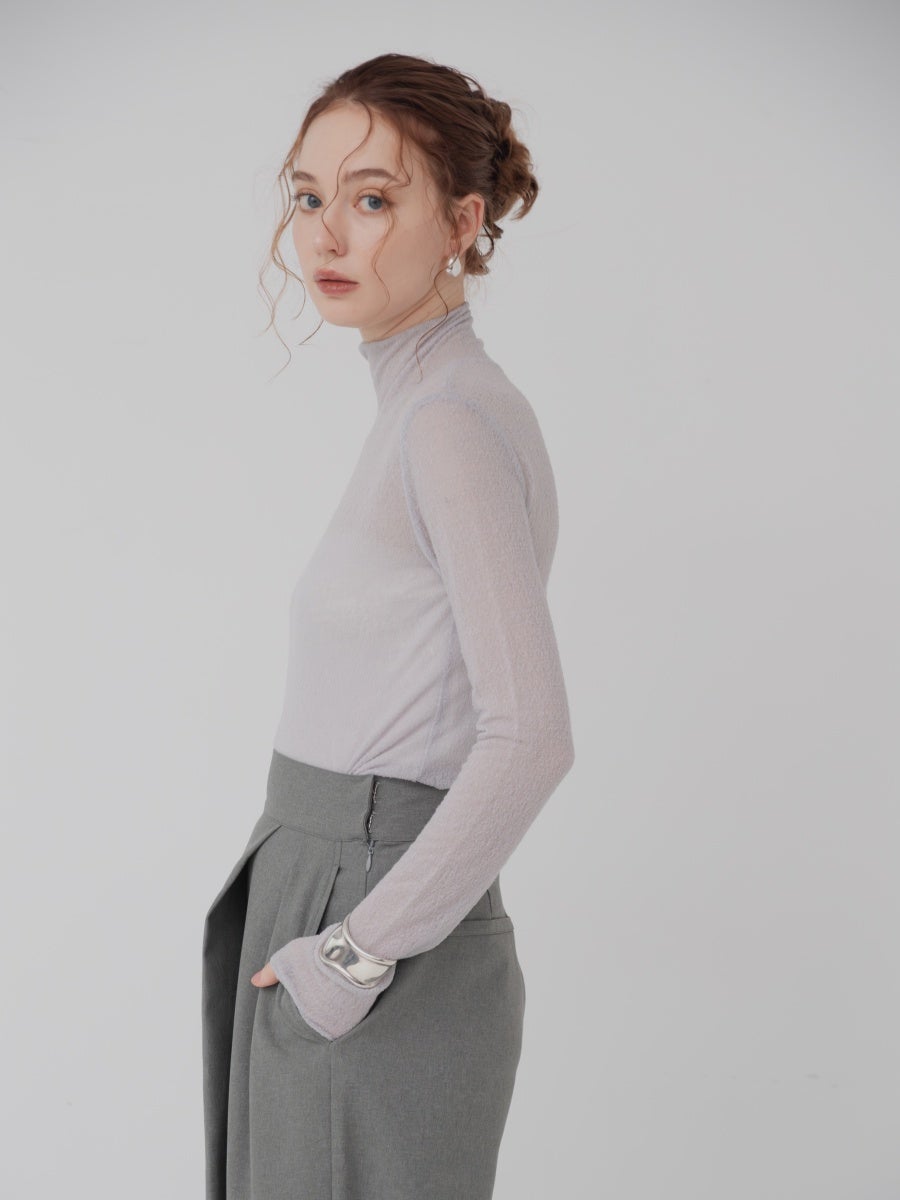 ウールハイネックトップス gray 着用イメージ