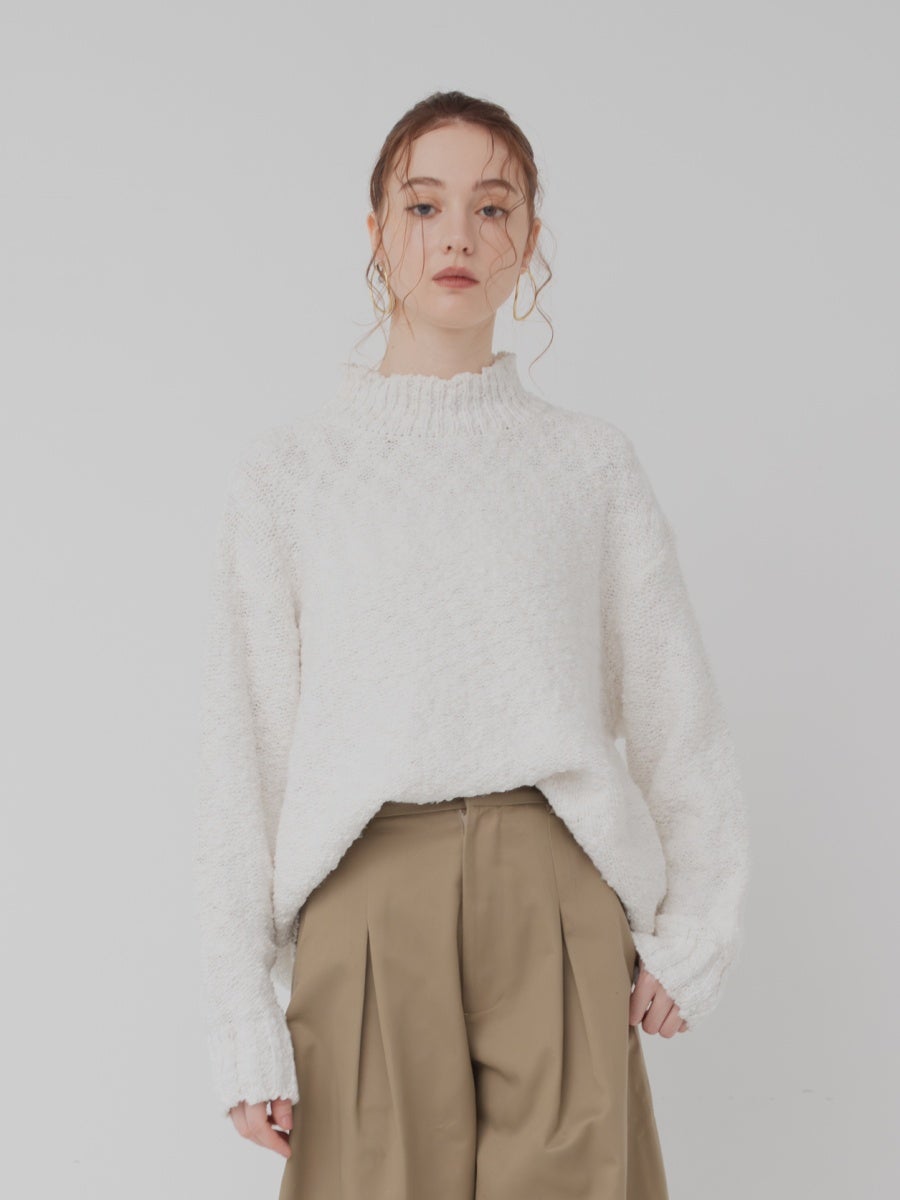 バックオープンニット white