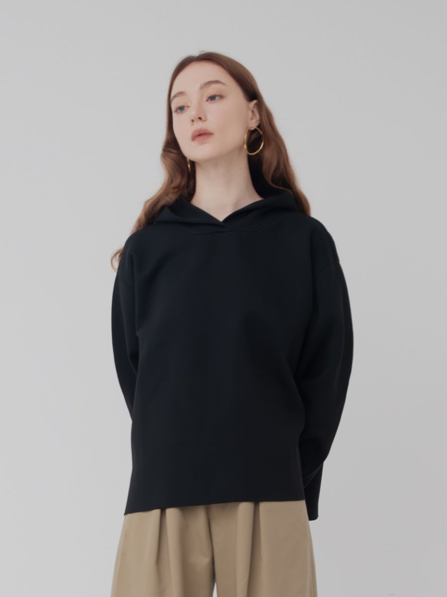ロゴニットパーカー black フードまわり