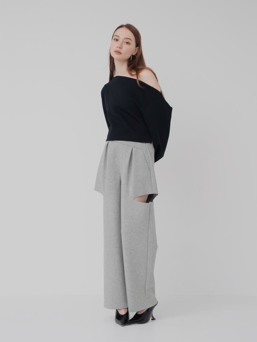 ワンショルトップス black 全身