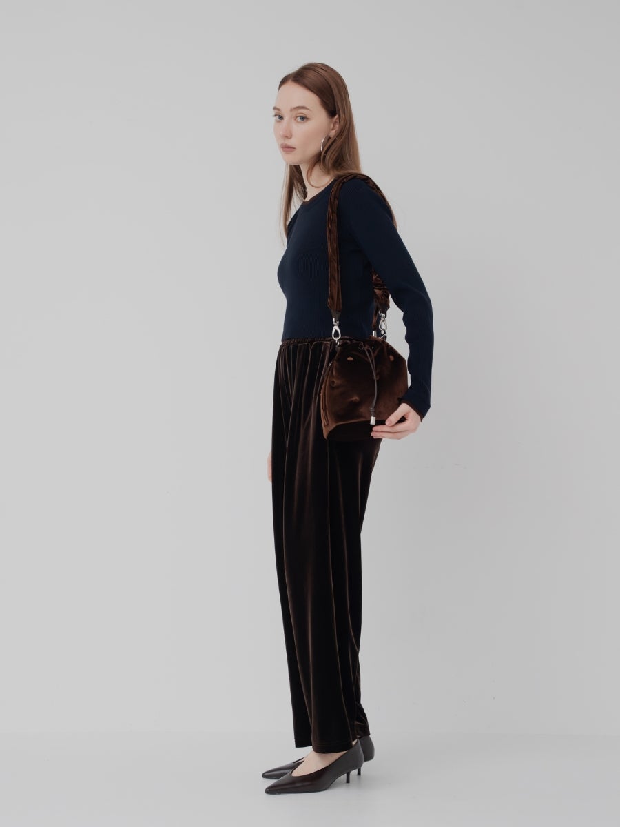 ベロアギャザーストラップバッグ brown